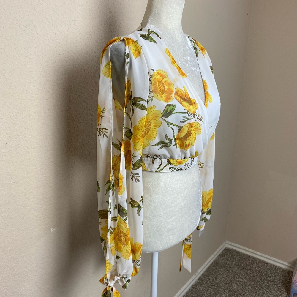 Favlux White & Yellow Floral Print Chiffon Cold Shoulder Crop Top Size Large - Picture 5 of 10